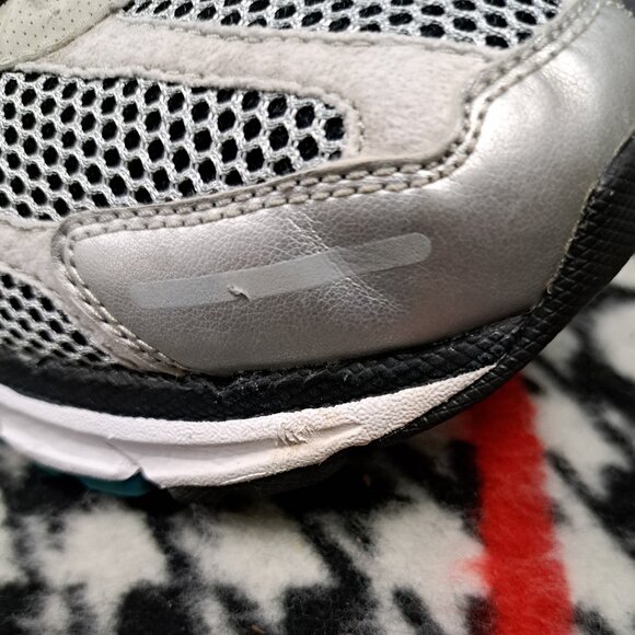 Size 12 Nike Vomero 5 Bowerman Sneakers 2010 Mens Blue Silver Black 395768-002 - Picture 12 of 15